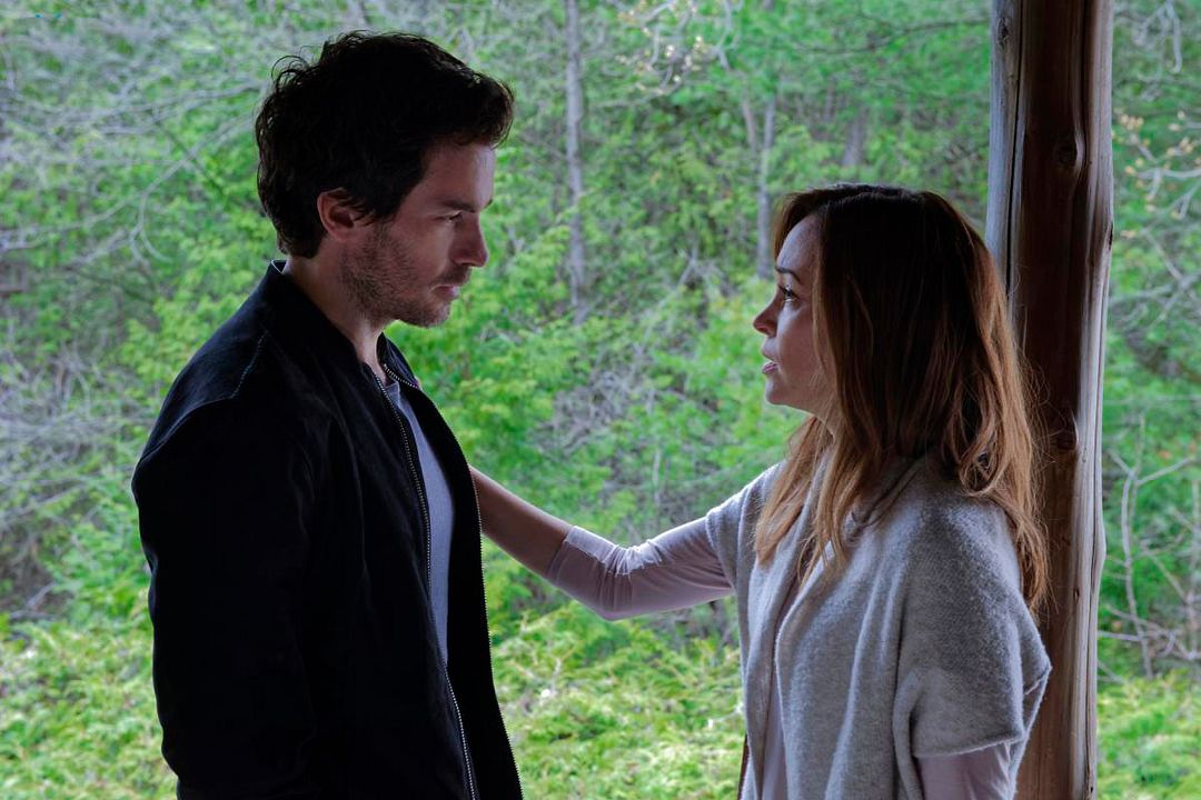 Foto Santiago Cabrera, Autumn Reeser