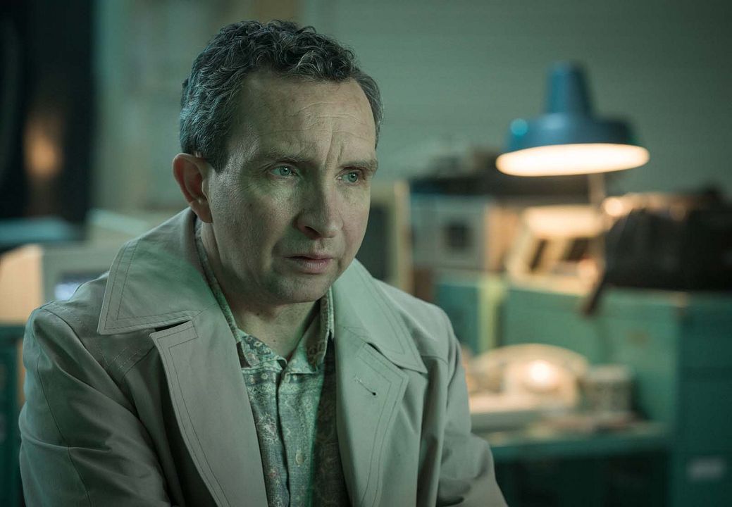 Atómica : Foto Eddie Marsan