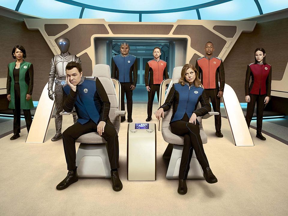Foto Seth MacFarlane, Adrianne Palicki, Peter Macon