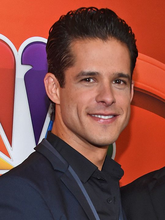 Póster Miles Gaston Villanueva