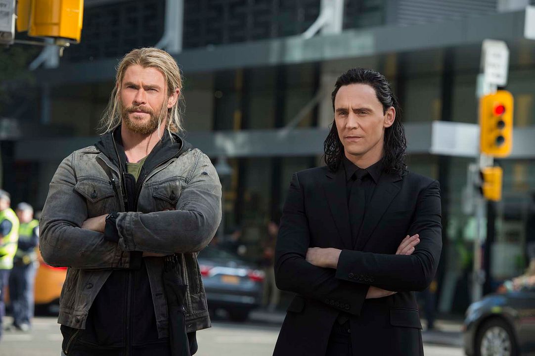 Thor: Ragnarok : Foto Chris Hemsworth, Tom Hiddleston