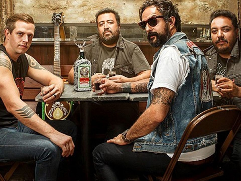 Molotov 20 años: días de peda y cruda : Foto