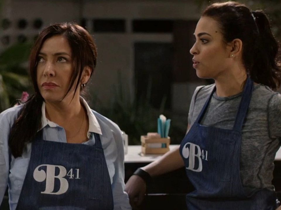 ¿Cómo matar a un esposo muerto? : Foto