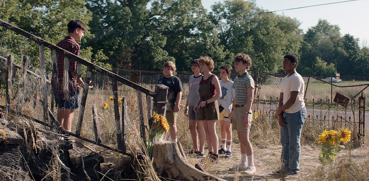 Foto de Sophia Lillis - It : Foto Wyatt Oleff, Jaeden Martell, Finn  Wolfhard, Jeremy Ray Taylor, Chosen Jacobs, Jack Dylan Grazer, Sophia Lillis  - Foto 56 de 61 - SensaCine.com.mx