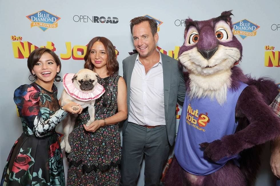 Locos por las nueces 2 : Cobertura de revista