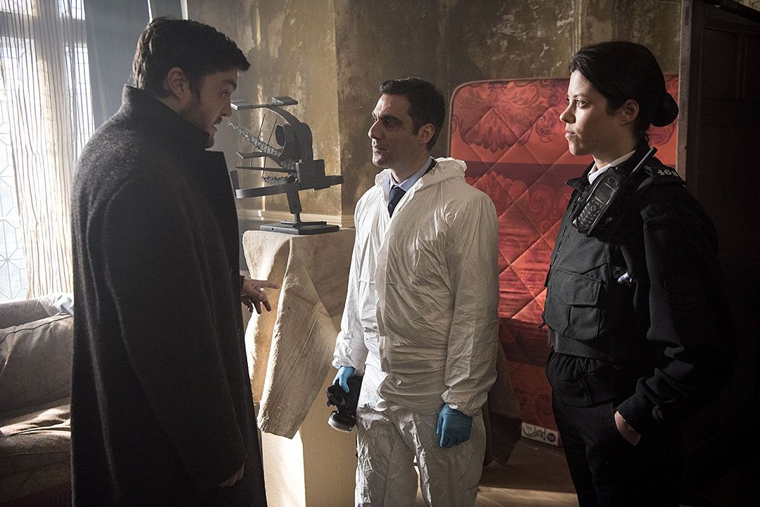 Cobertura de revista Tom Burke