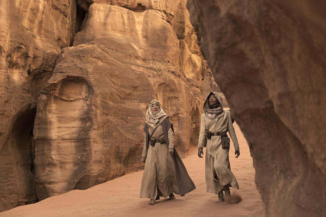 Foto Michelle Yeoh, Sonequa Martin-Green