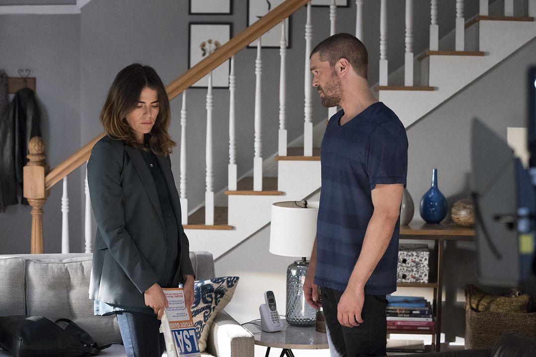 How To Get Away With Murder : Foto Karla Souza, Charlie Weber