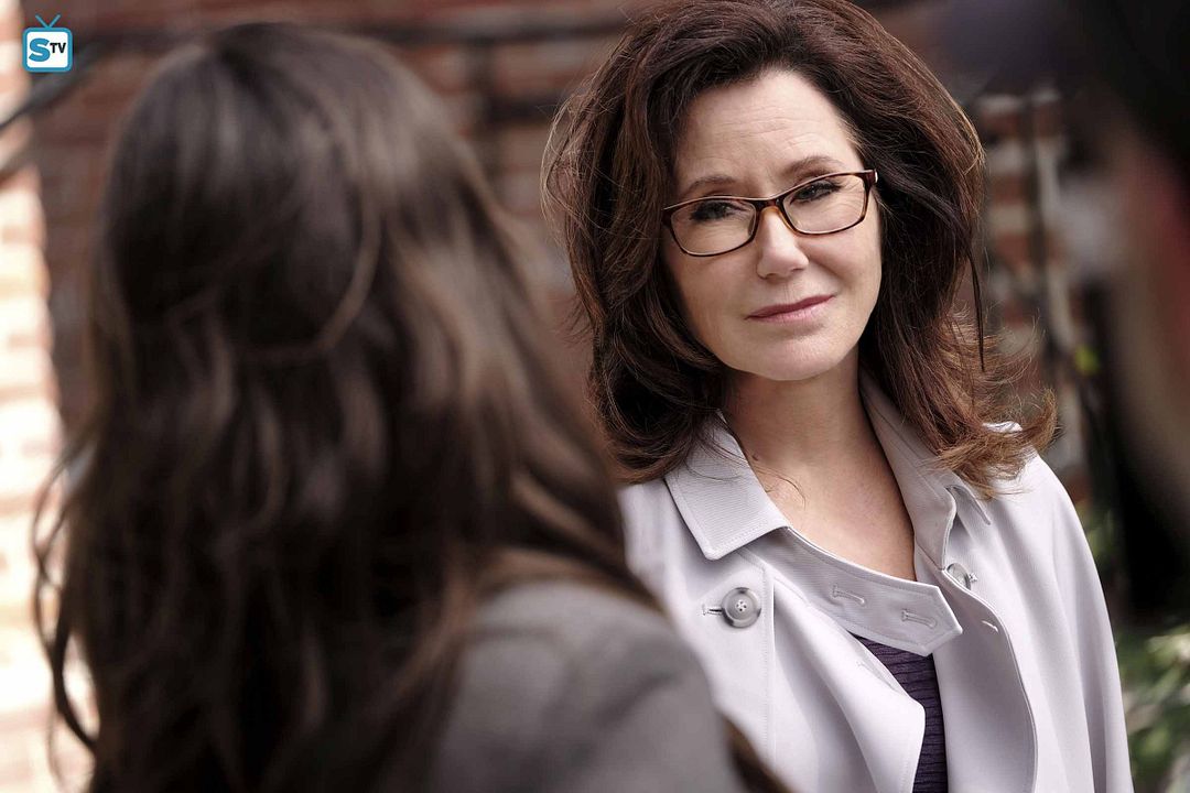 Cobertura de revista Mary McDonnell