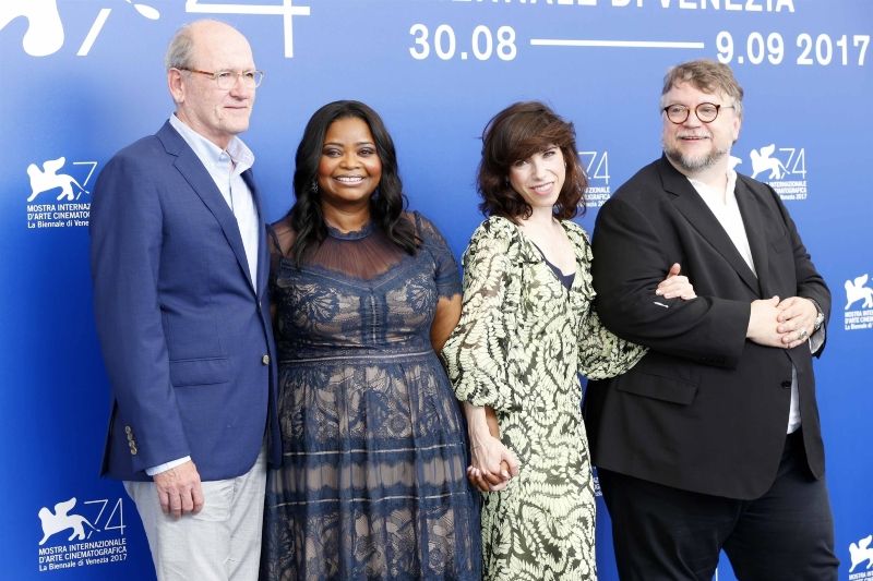 La forma del agua : Cobertura de revista Octavia Spencer, Guillermo del Toro, Richard Jenkins, Sally Hawkins