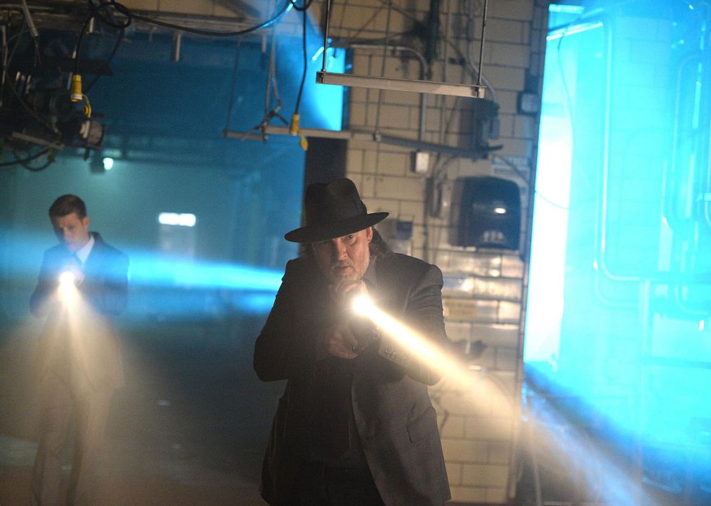 Foto Donal Logue, Ben McKenzie