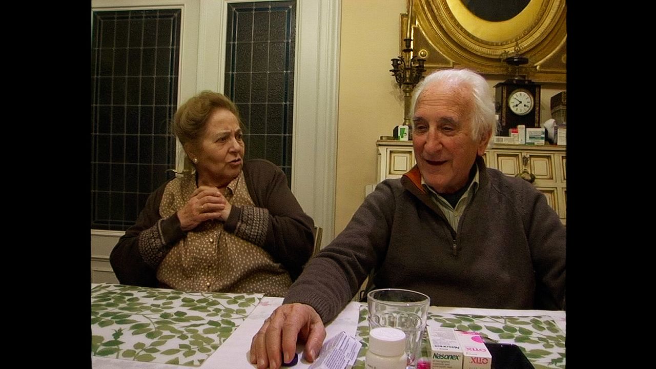 Muchos hijos, un mono y un castillo : Foto