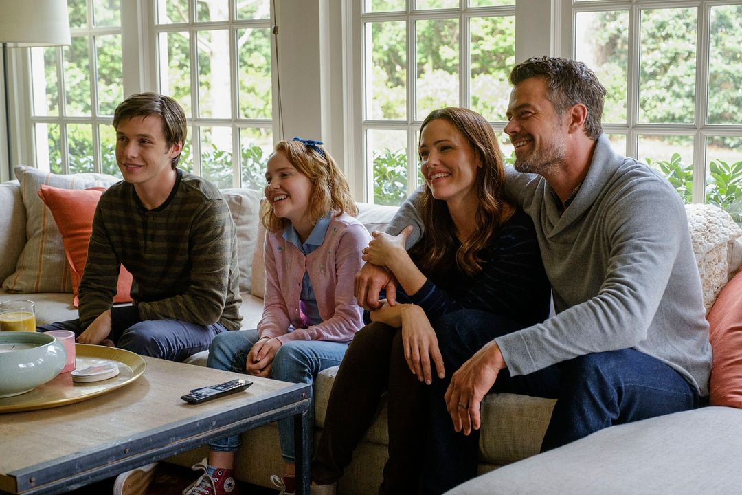 Yo soy Simón : Foto Nick Robinson, Jennifer Garner, Talitha Bateman, Josh Duhamel