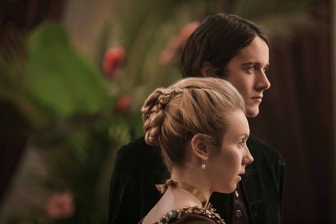 Outlander : Foto Lauren Lyle