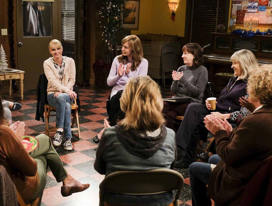 Mom : Foto Allison Janney, Anna Faris