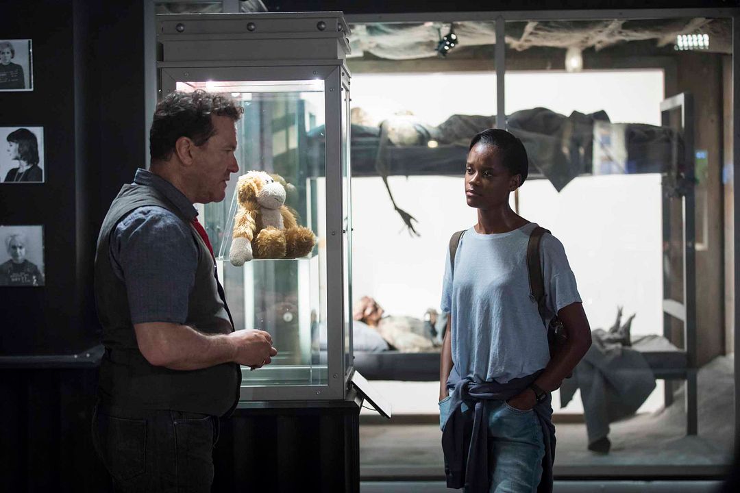 Black Mirror : Foto Douglas Hodge, Letitia Wright