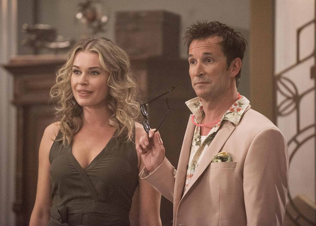 Foto Rebecca Romijn, Noah Wyle