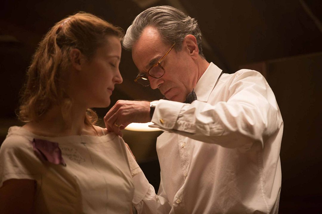 El hilo fantasma : Foto Vicky Krieps, Daniel Day-Lewis
