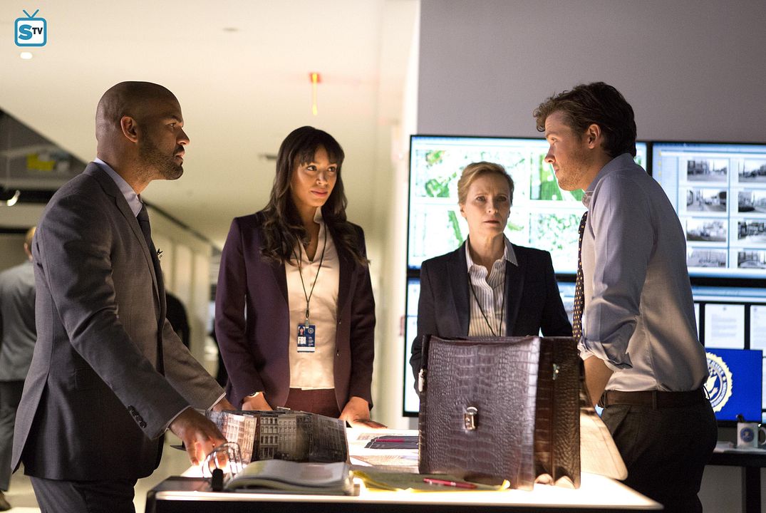 Foto Ilfenesh Hadera, Laila Robins, Amaury Nolasco