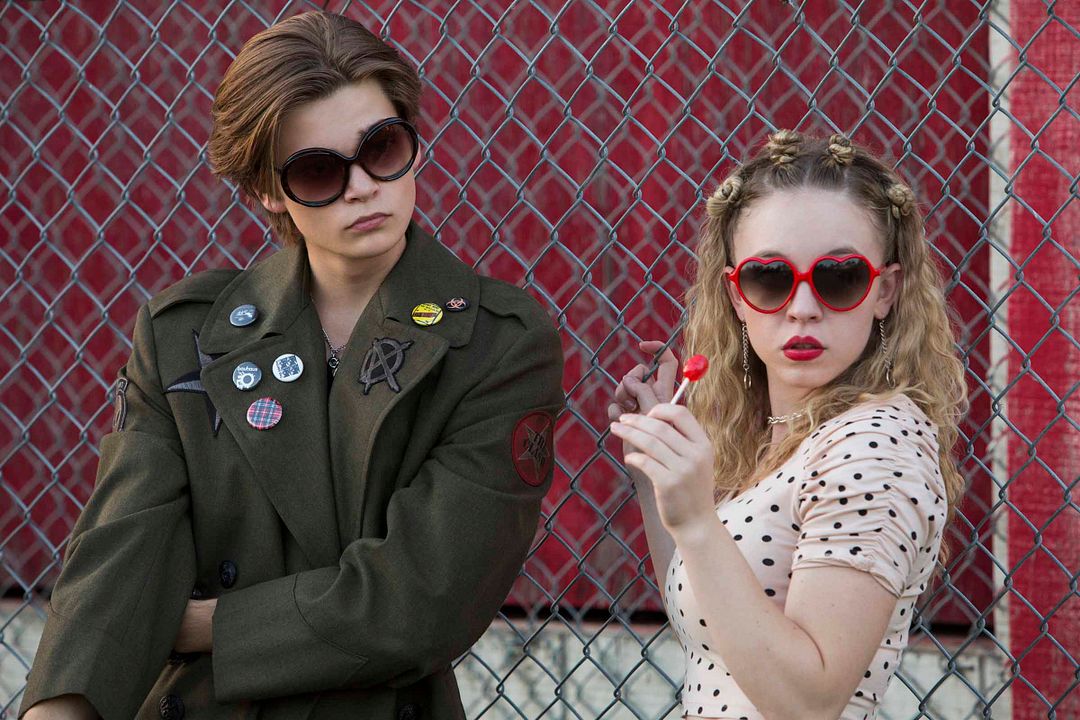 Everything Sucks! : Foto Sydney Sweeney