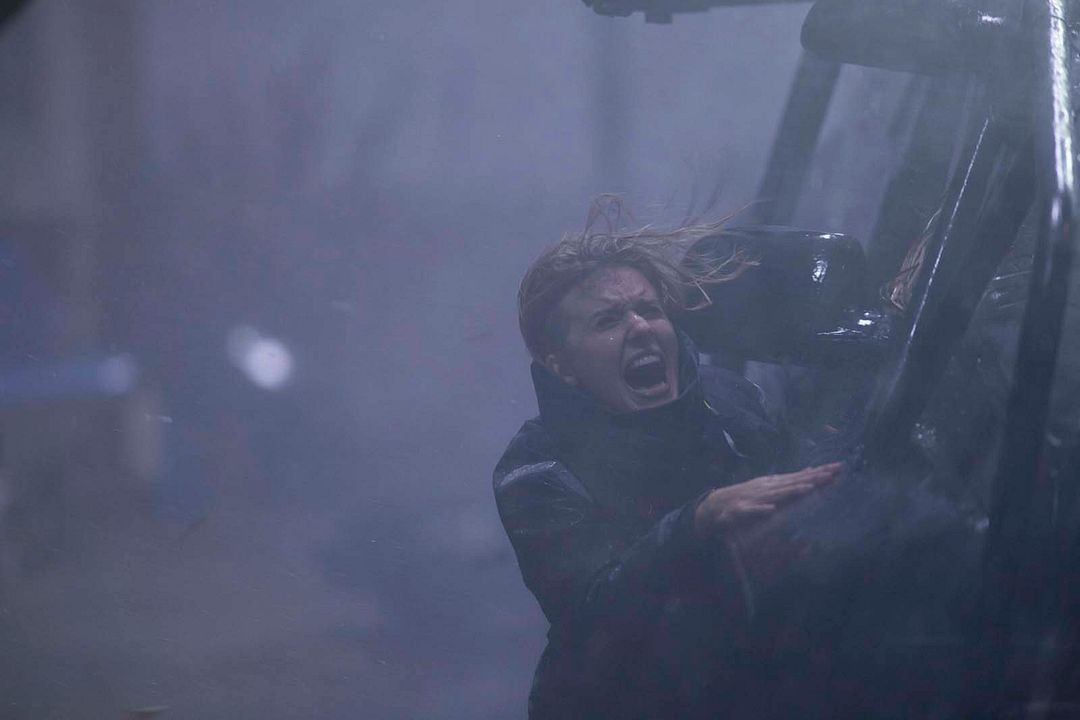 El gran huracán categoría 5 : Foto Maggie Grace