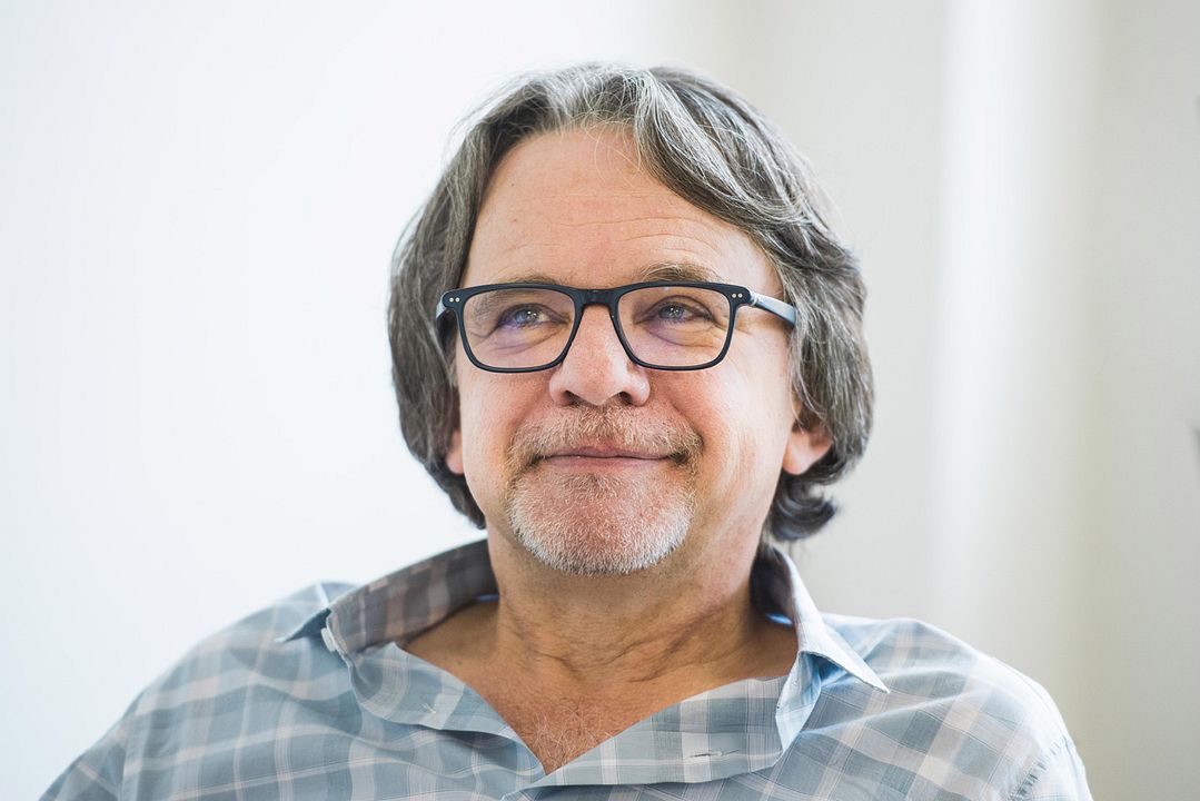 Cobertura de revista Frank Spotnitz