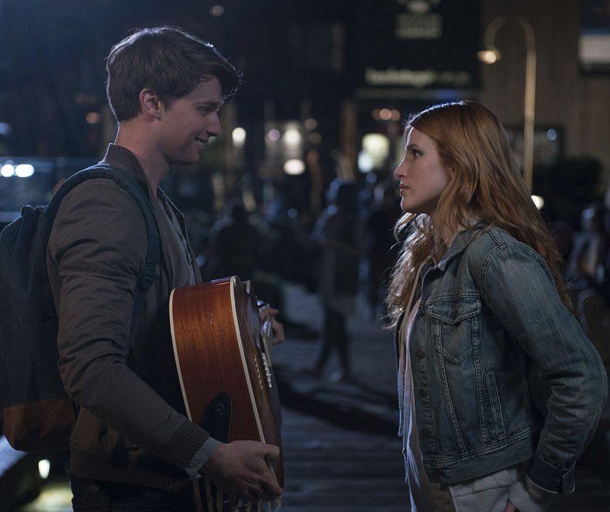 Amor de medianoche : Foto Bella Thorne, Patrick Schwarzenegger