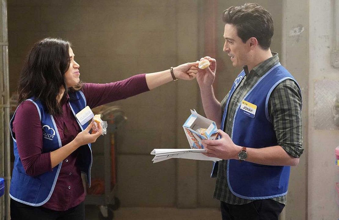 Superstore : Foto Ben Feldman, America Ferrera