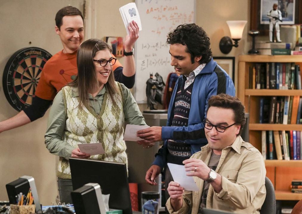 The Big Bang Theory : Póster Mayim Bialik, Jim Parsons, Kunal Nayyar, Johnny Galecki