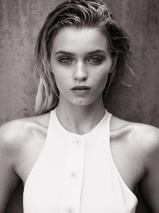 Póster Abbey Lee