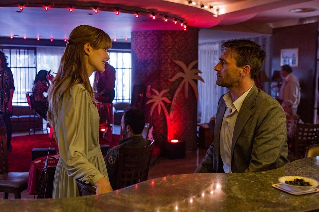 Foto Jon Hamm, Rosamund Pike