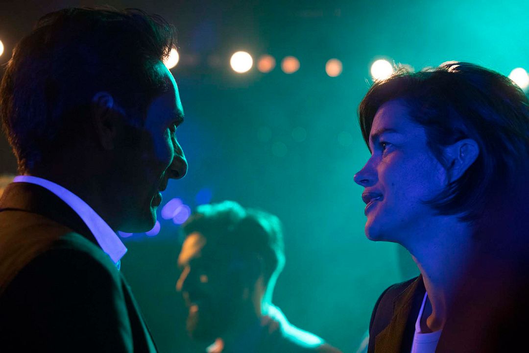 I Am Not An Easy Man : Foto