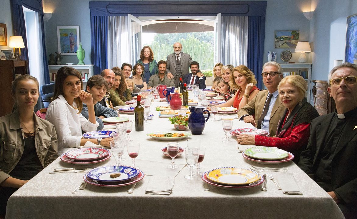 There's No Place Like Home : Foto