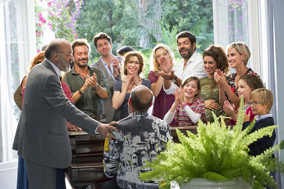 There's No Place Like Home : Foto