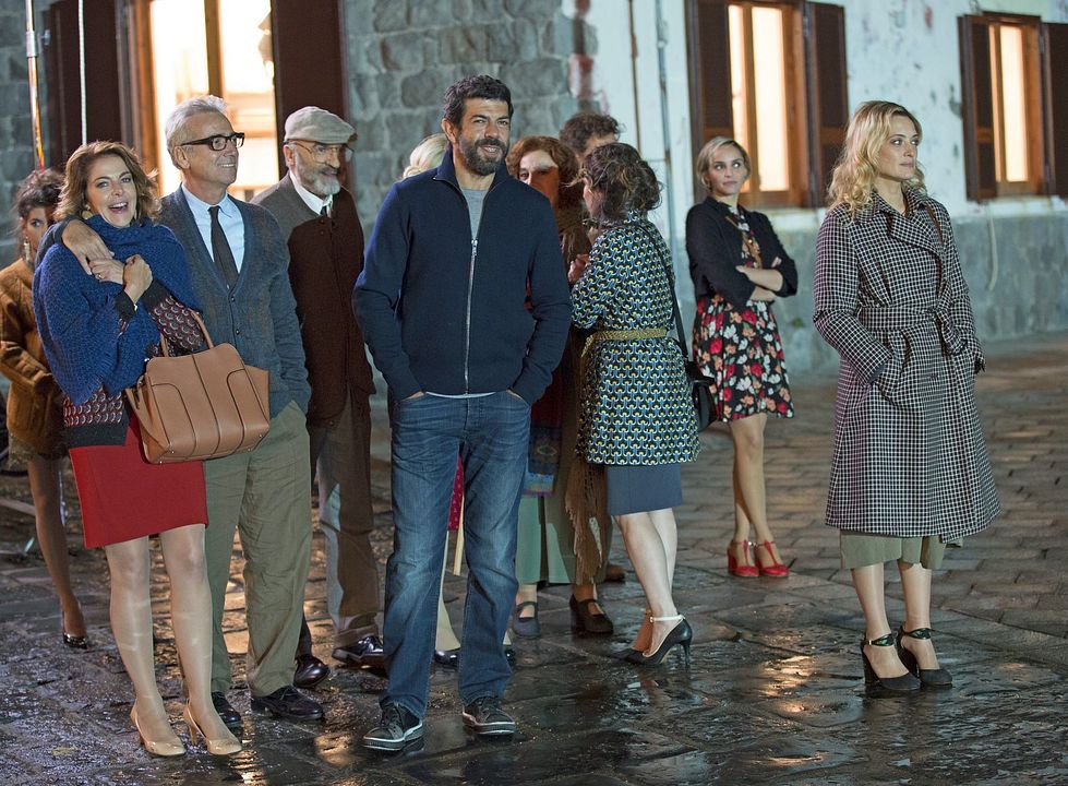 There's No Place Like Home : Foto