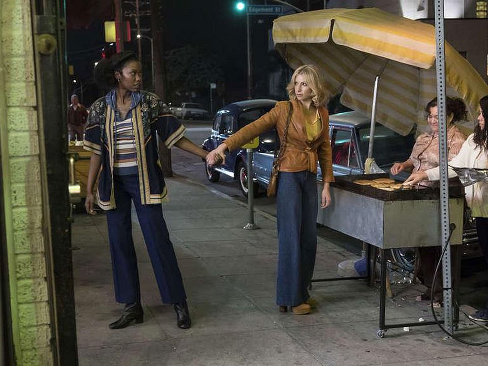 Foto Xosha Roquemore, Ari Graynor