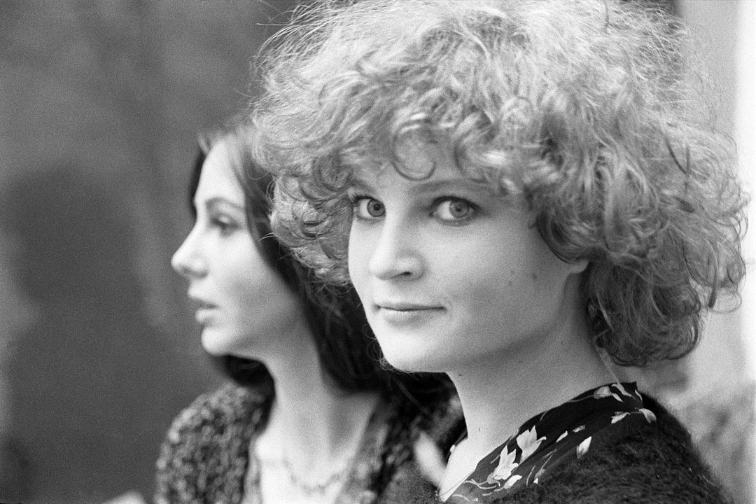 Una canta, la otra no : Foto