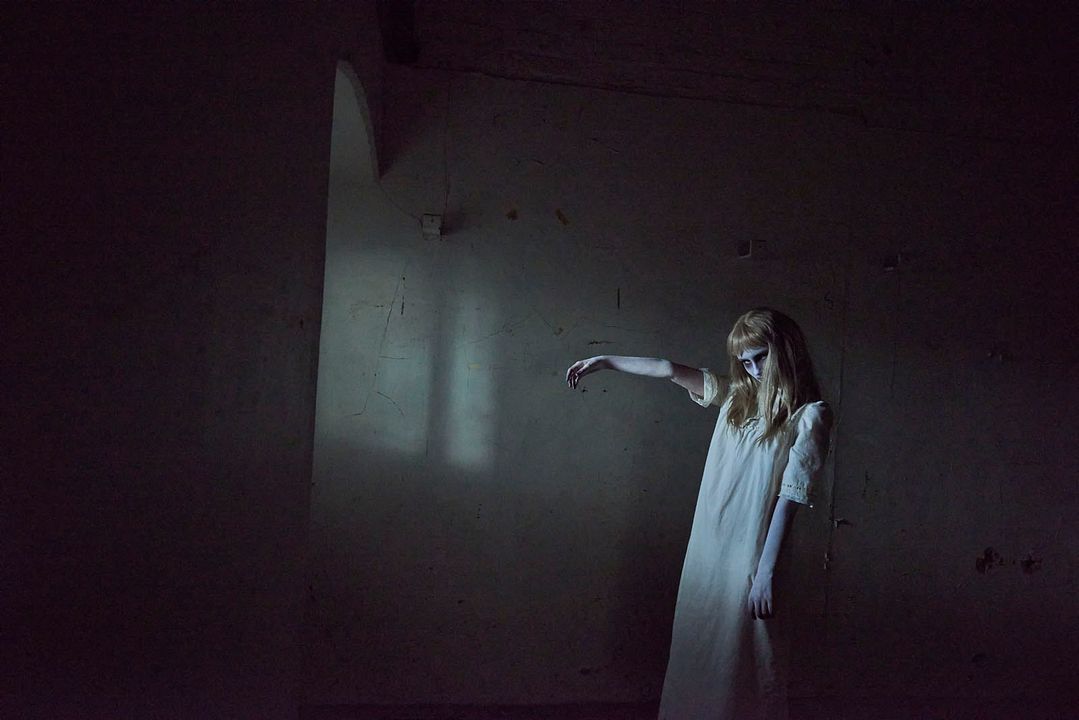 Juego del terror : Foto Olivia DeJonge