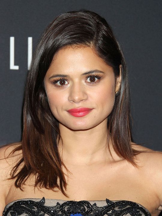 Póster Melonie Diaz