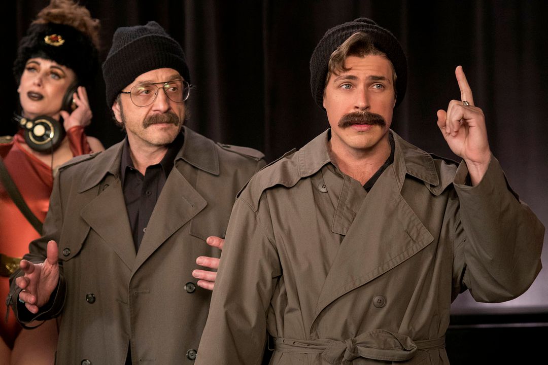 Glow : Foto Marc Maron, Chris Lowell, Alison Brie