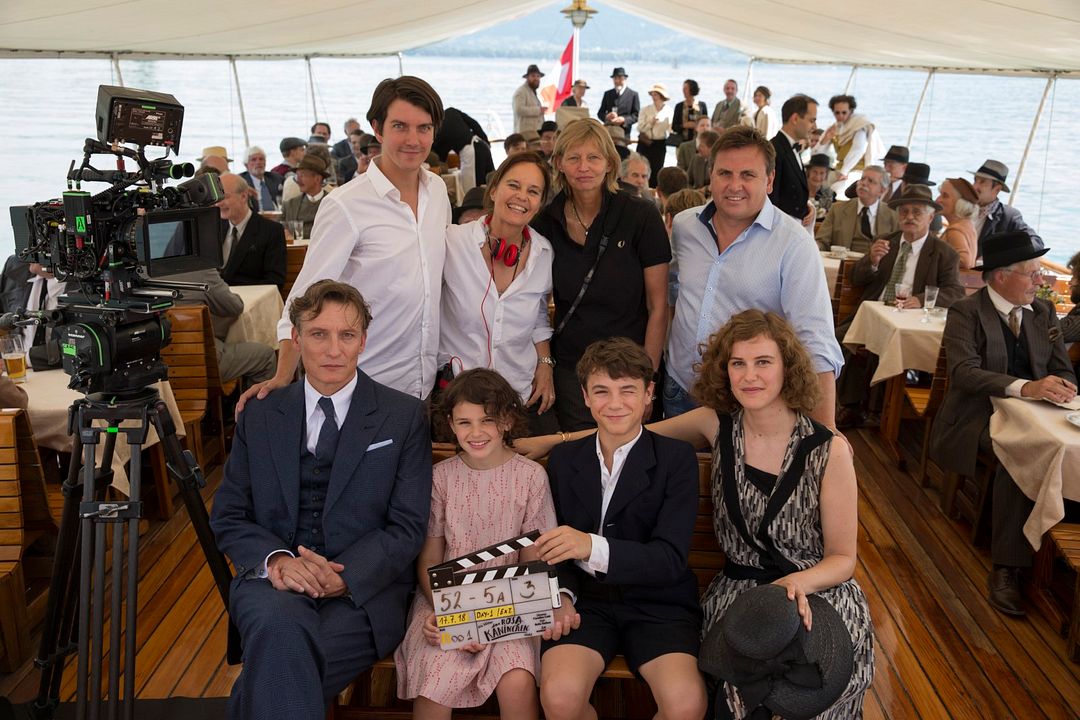 Cobertura de revista Oliver Masucci, Carla Juri