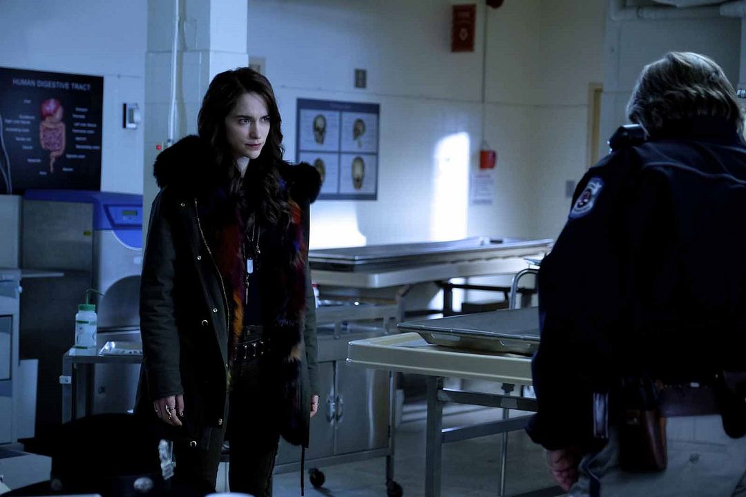 Wynonna Earp : Foto Melanie Scrofano