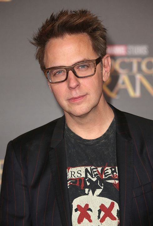 Cobertura de revista James Gunn