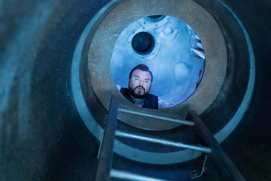 La casa con un reloj en sus paredes : Foto Jack Black