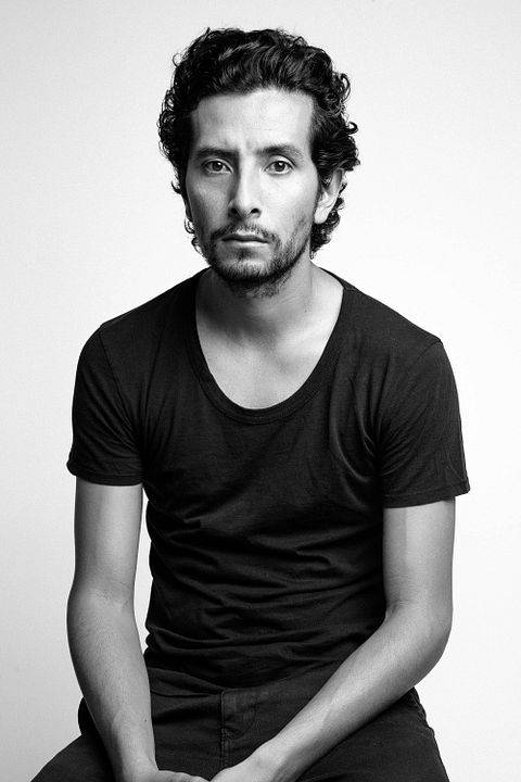 Póster Raúl Briones