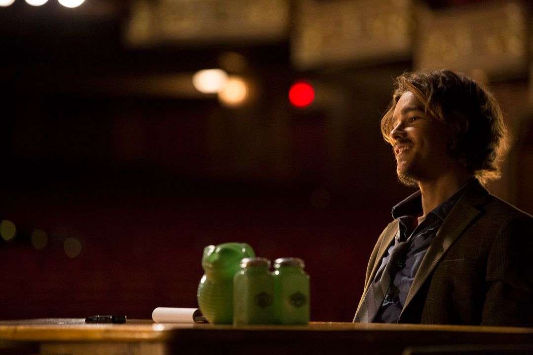 Una entrevista con Dios : Foto Brenton Thwaites