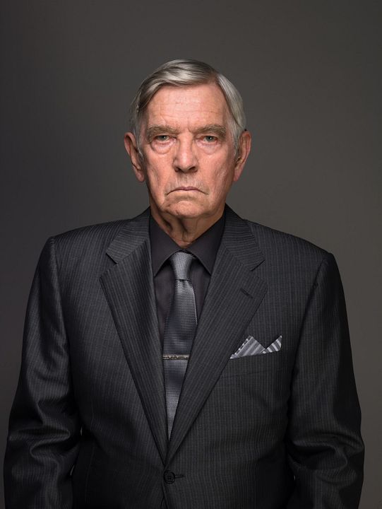 Rey de los ladrones : Cobertura de revista Tom Courtenay