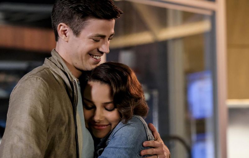 Flash : Póster Jessica Parker Kennedy, Grant Gustin