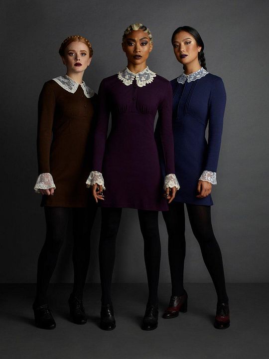 Foto Abigail Cowen, Tati Gabrielle, Adeline Rudolph