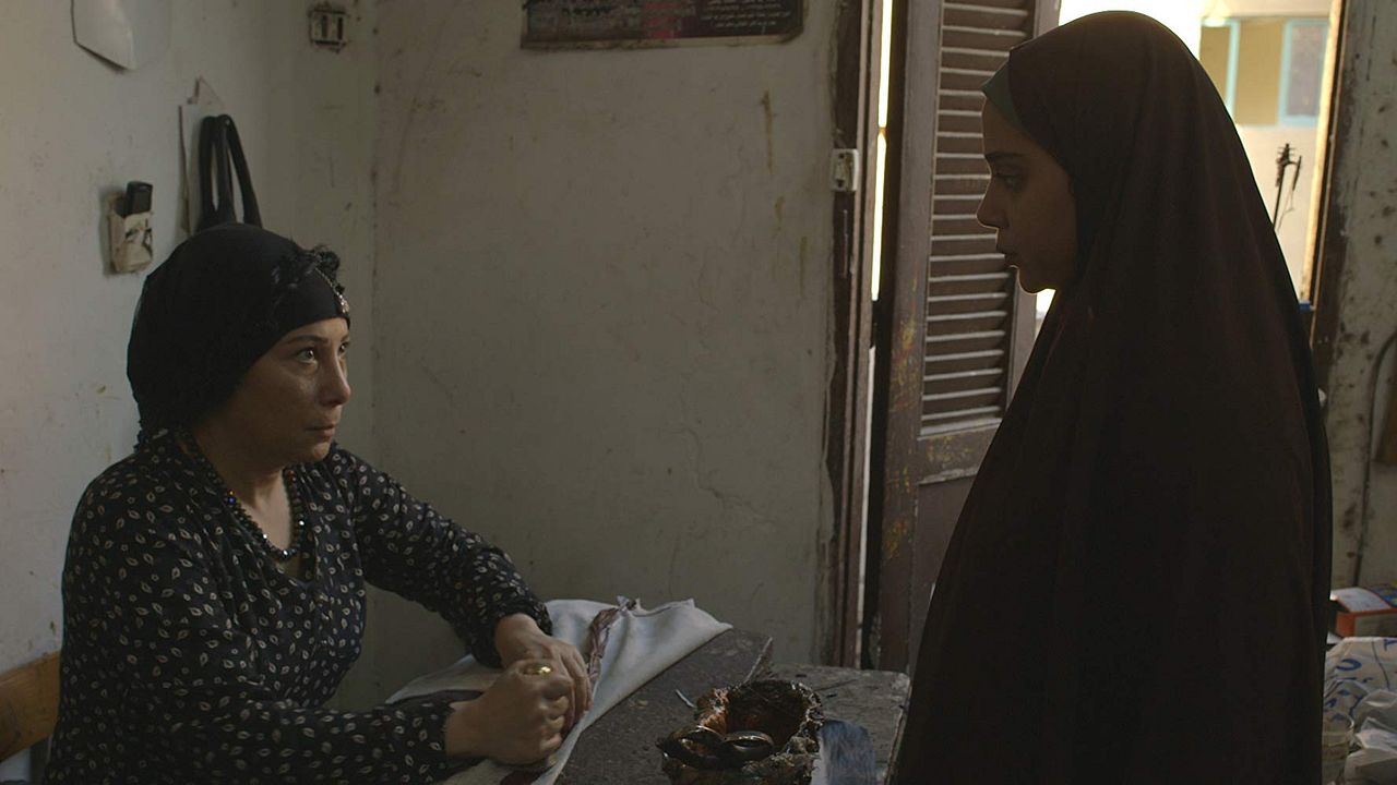 Poisonous Roses : Foto